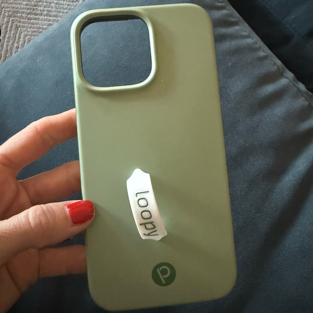 Loopy Phone Case - Right Hand Sage Green for 16 Pro Max